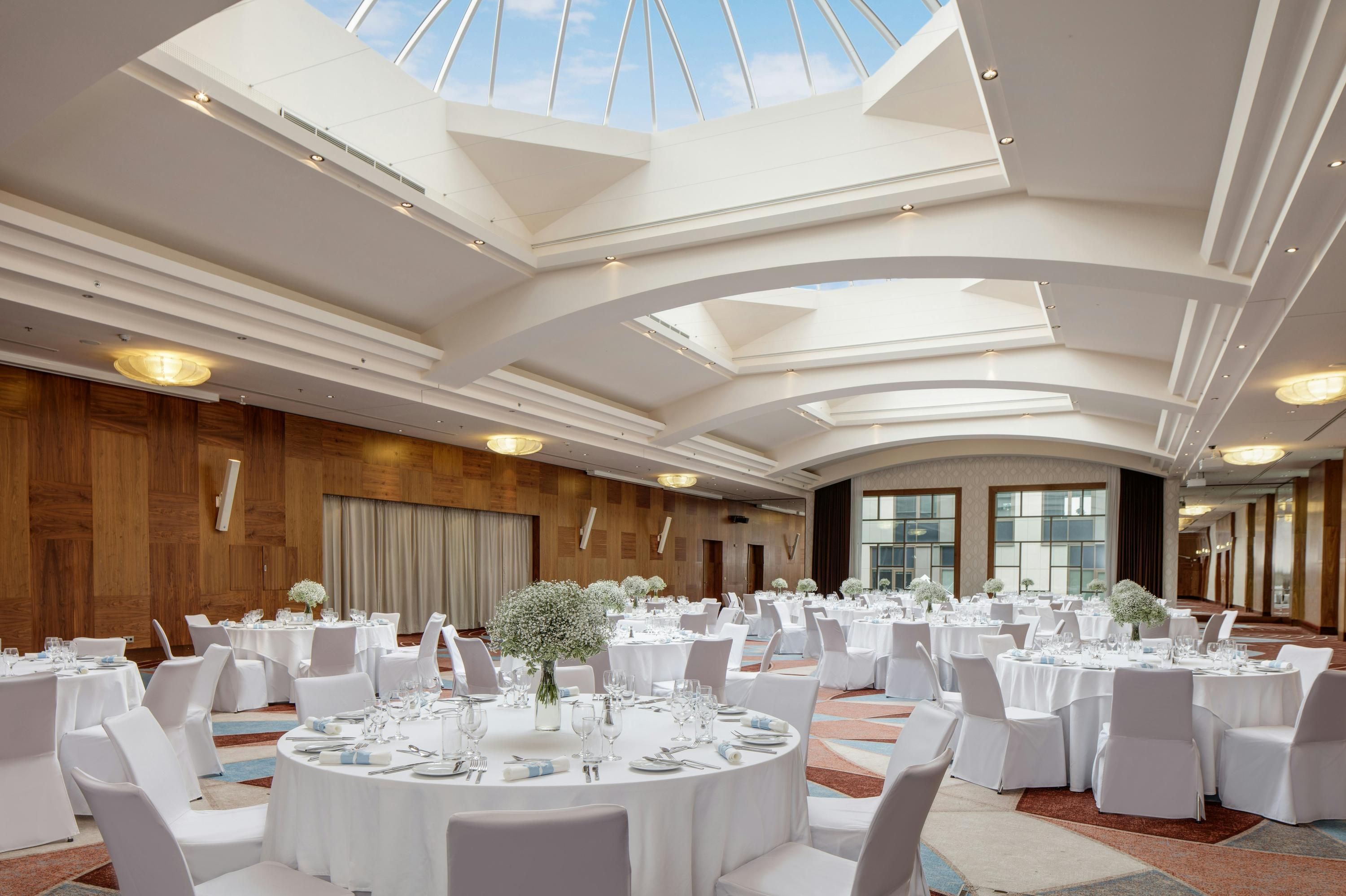Banquet hall