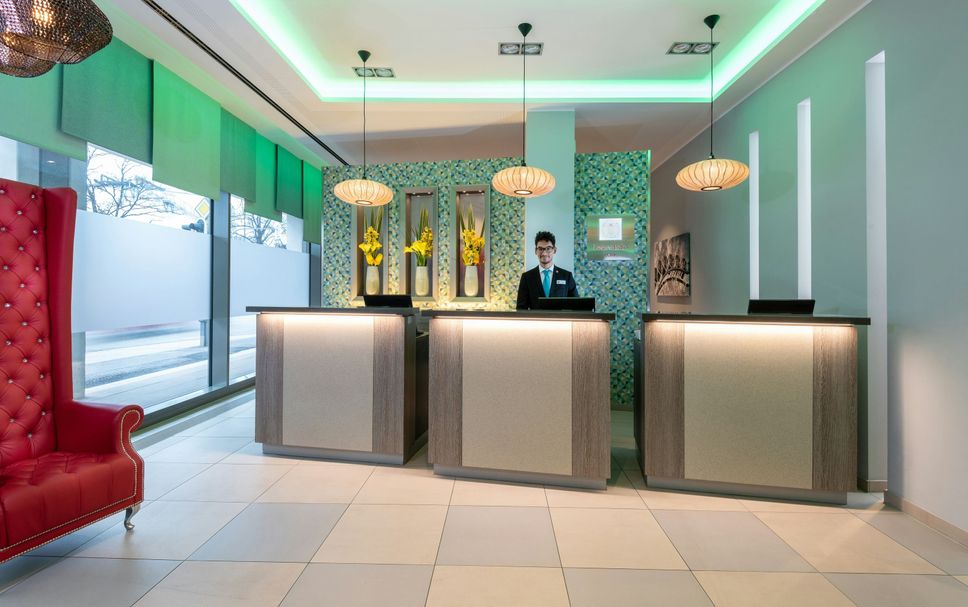 Front desk Photo