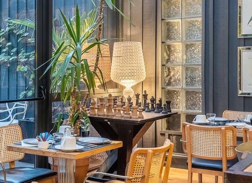 Restaurant Photo