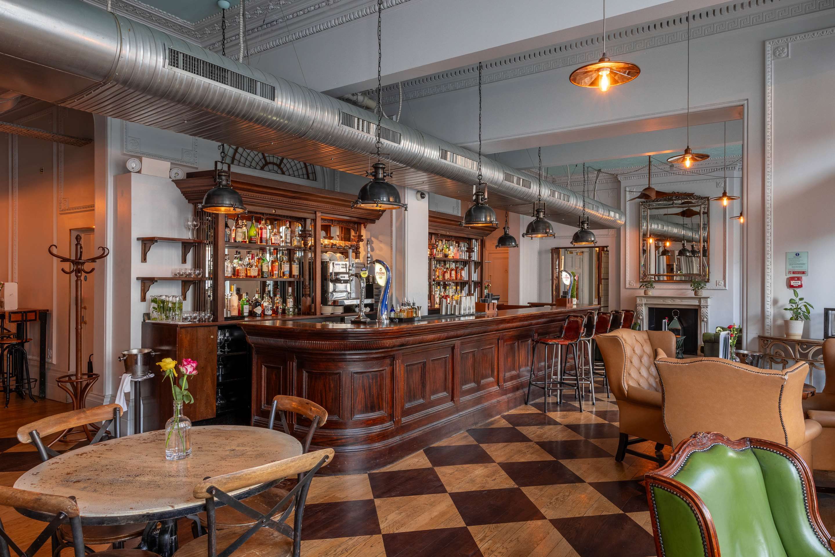 Bar