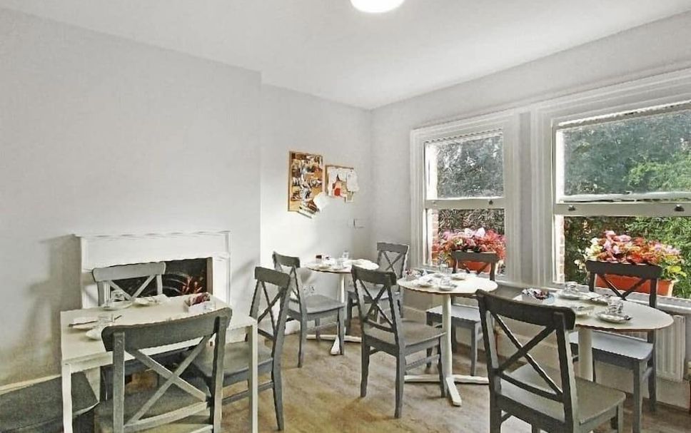 Dining room Photo