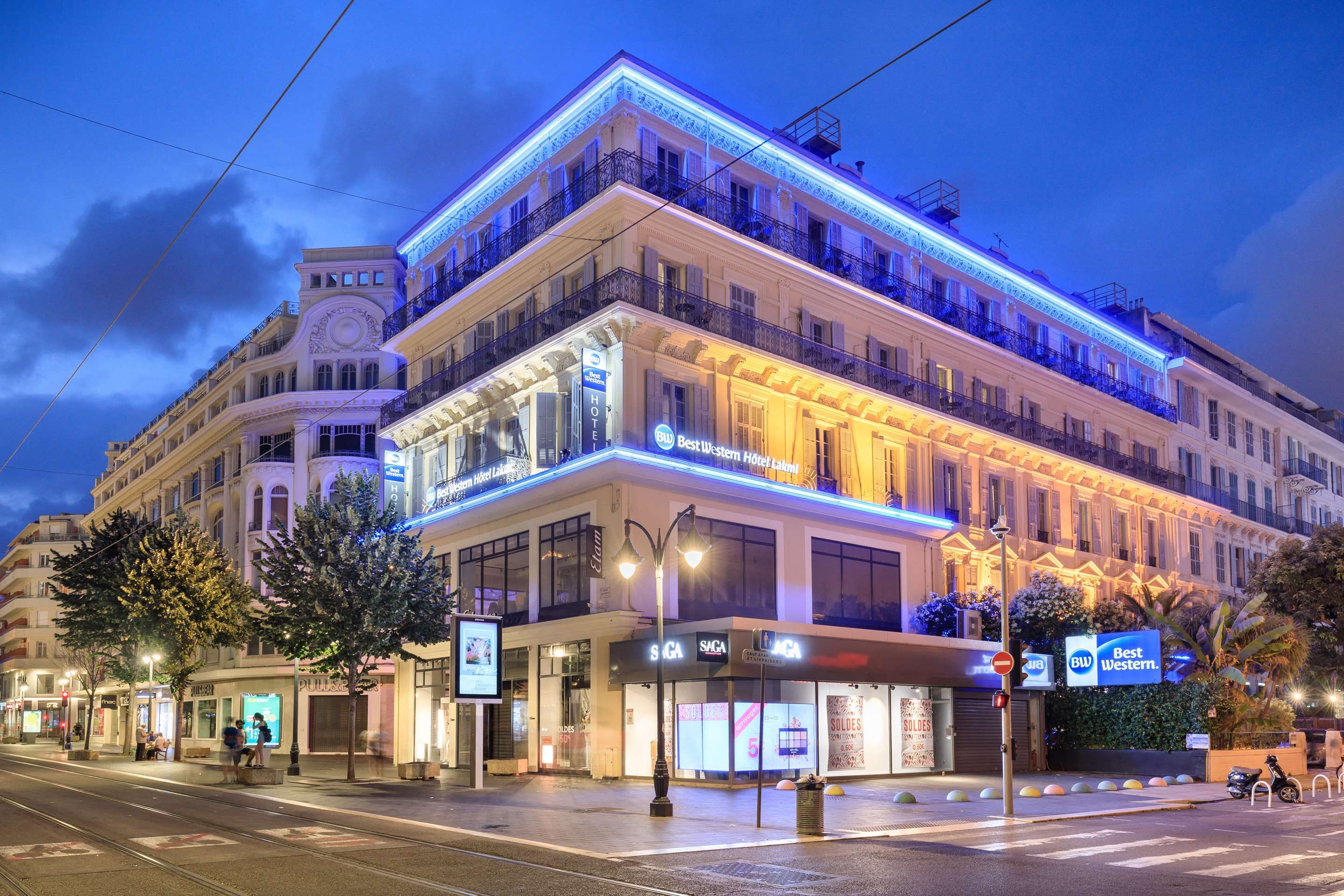 Building Photo