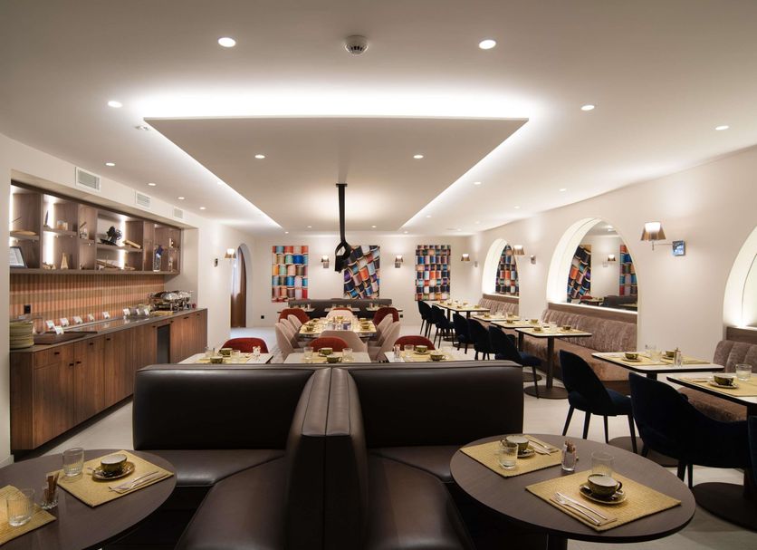 Dining room Photo