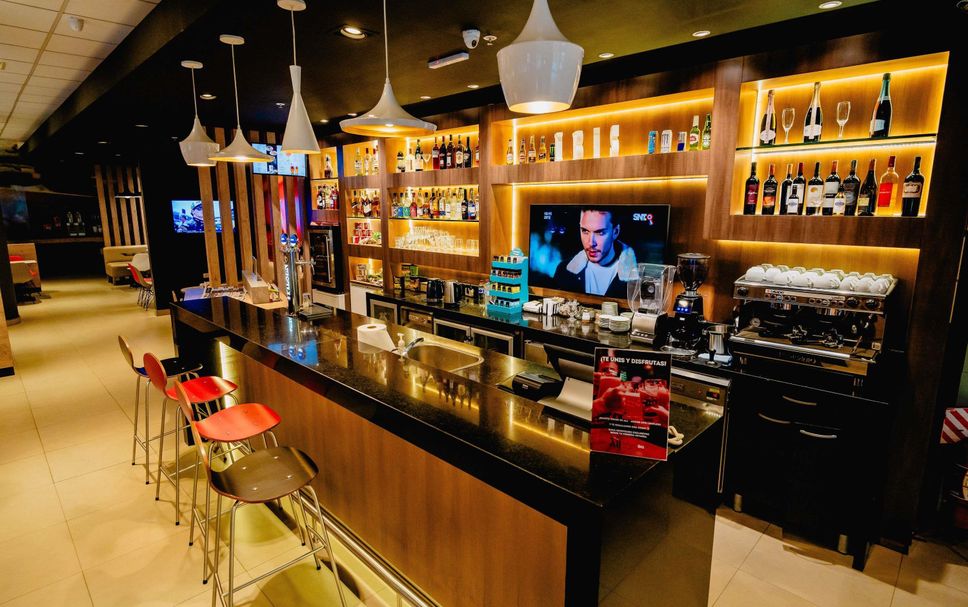 Bar Photo