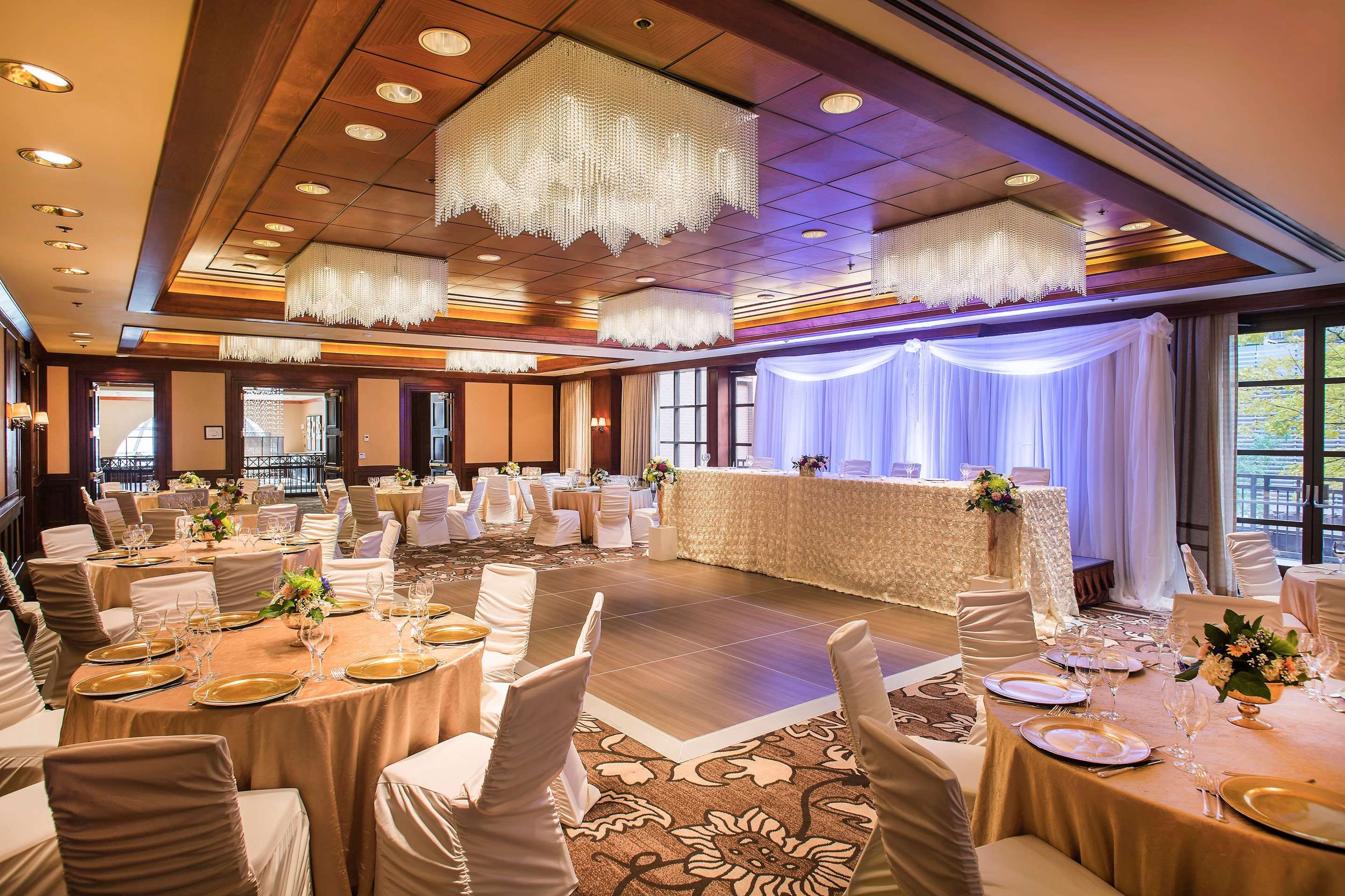 Banquet hall