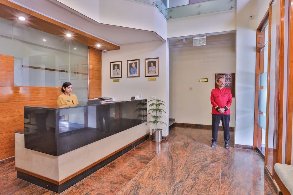 Front desk Photo