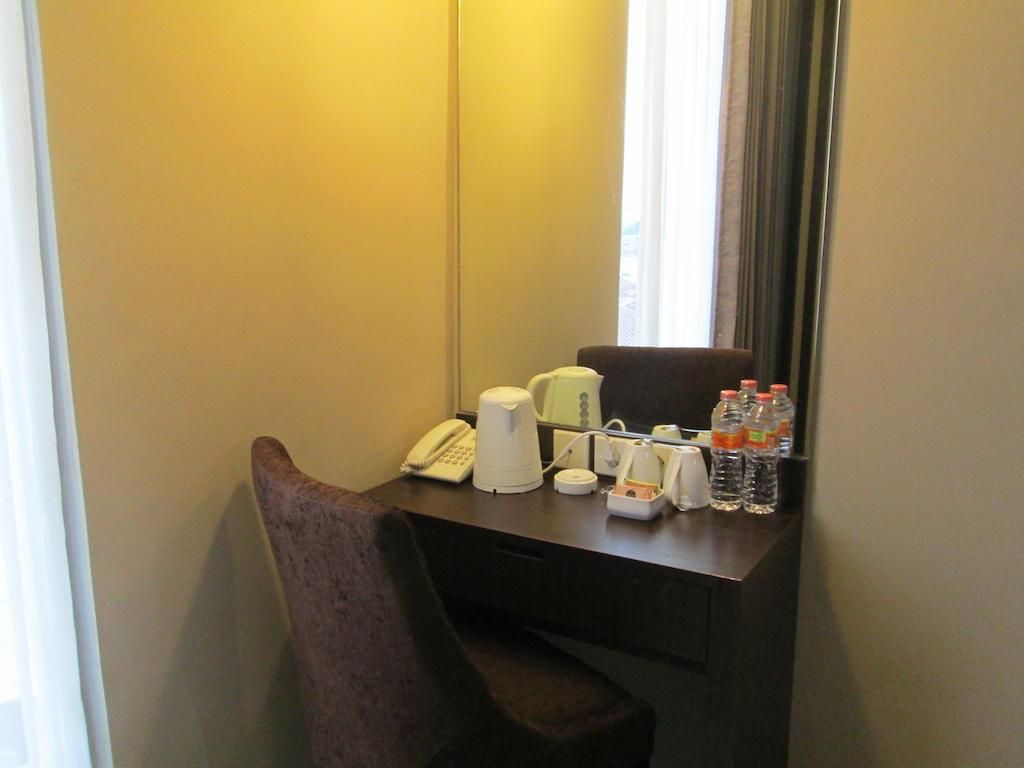 Room amenity