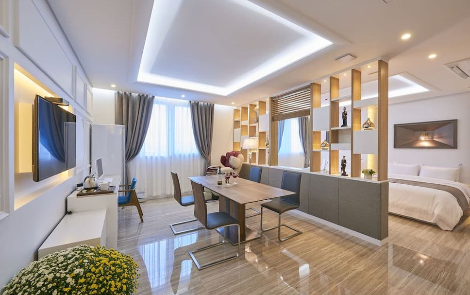 Dining room Photo
