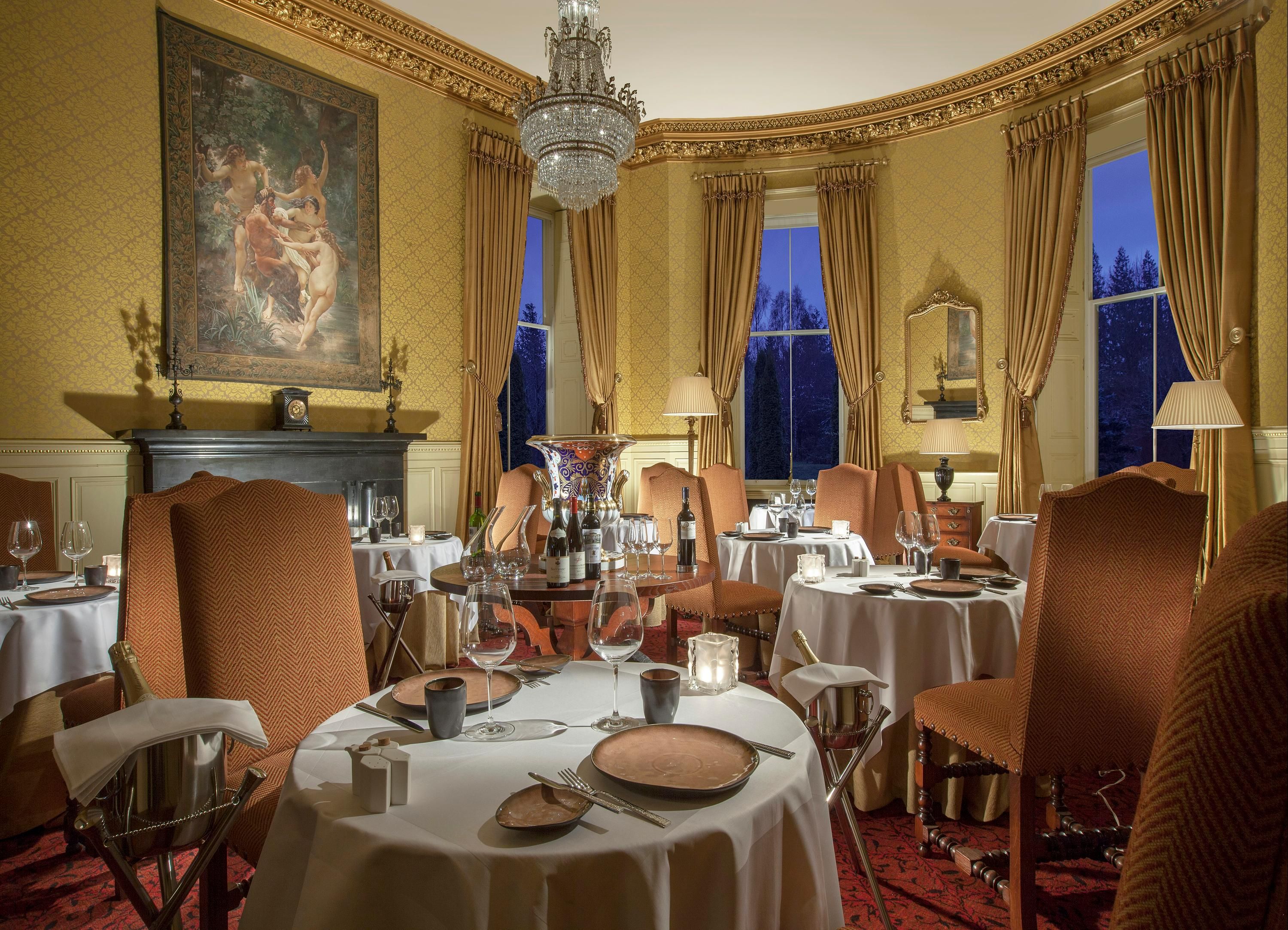 Banquet hall