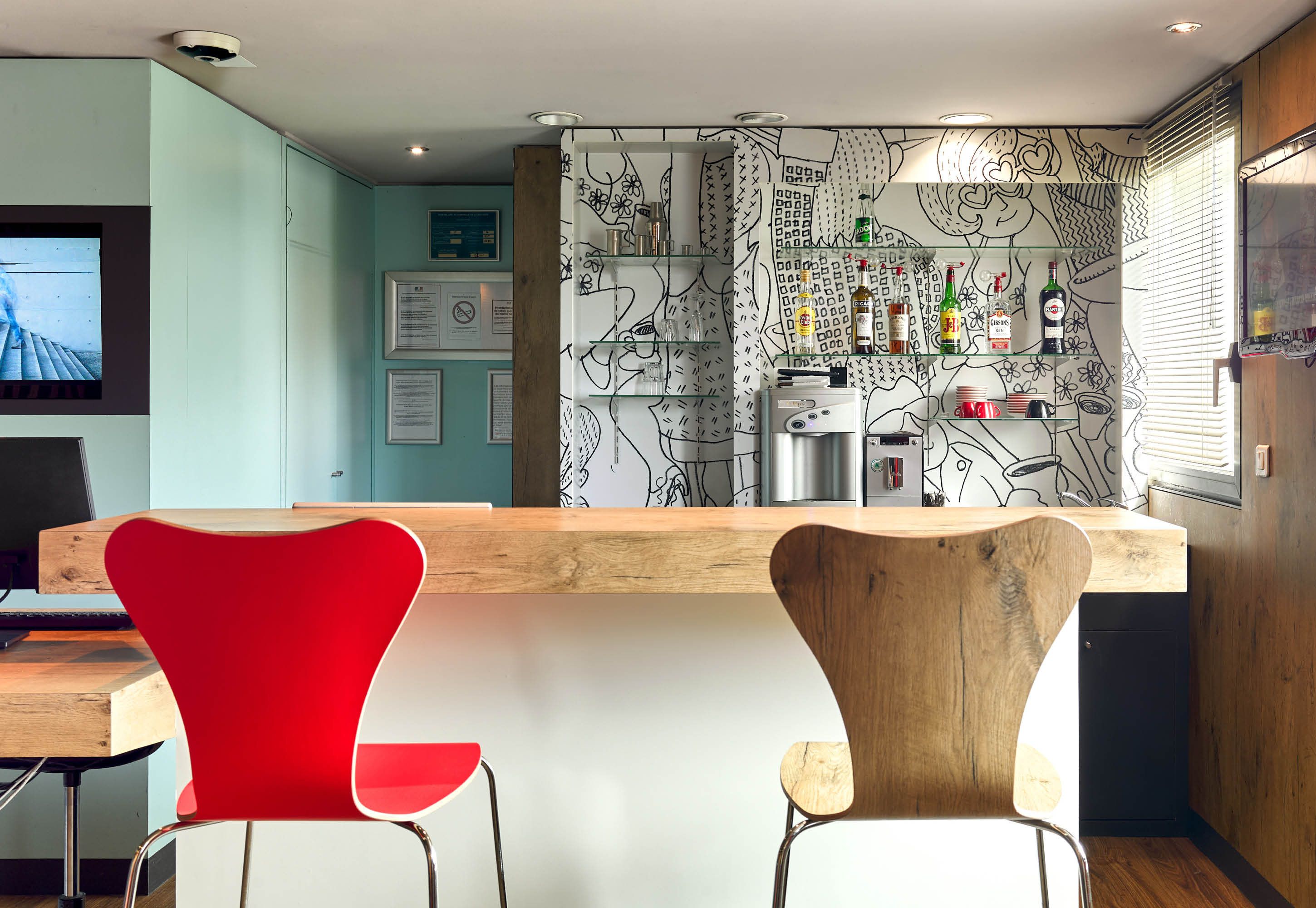 Bar Photo