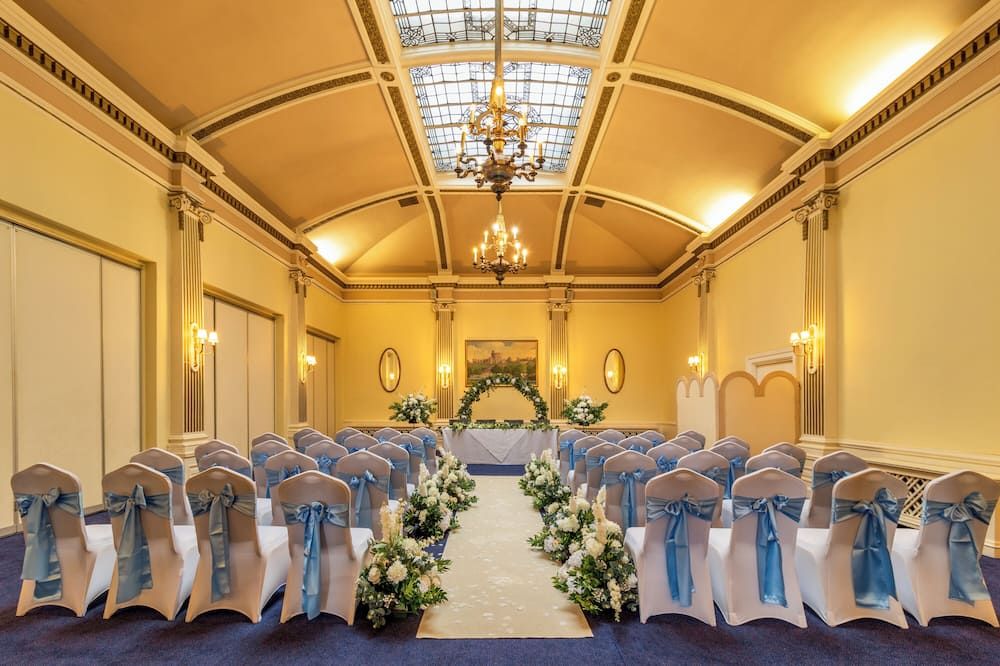 Banquet hall
