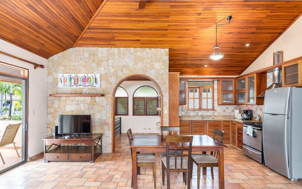 Dining room Photo