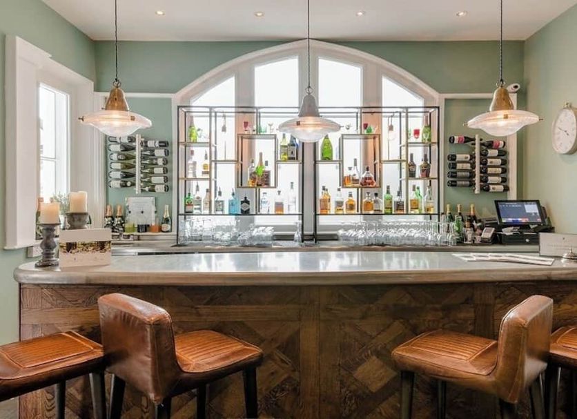 Bar Photo