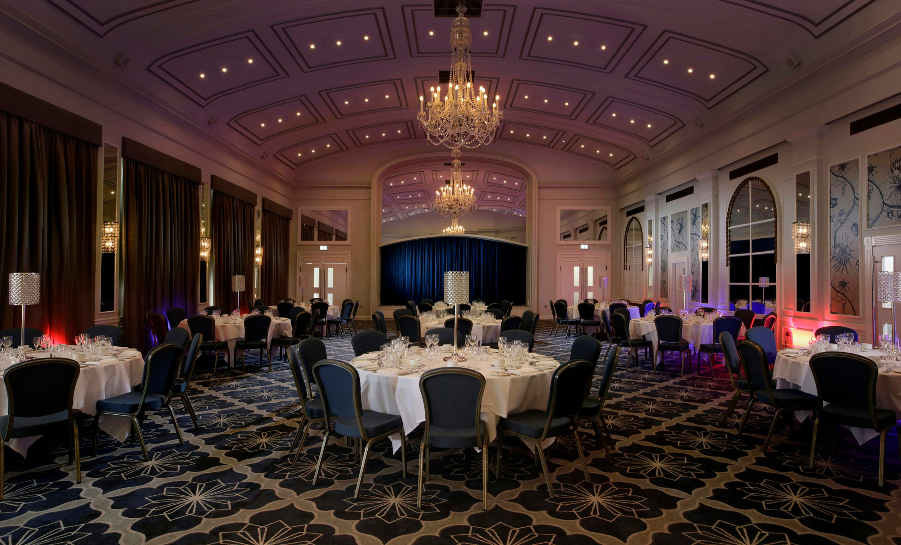 Banquet hall