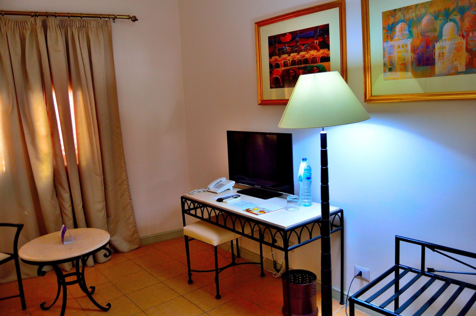 Room amenity