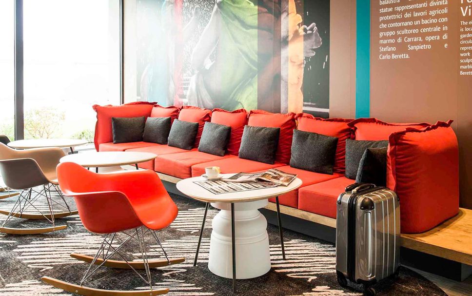 Lounge Photo