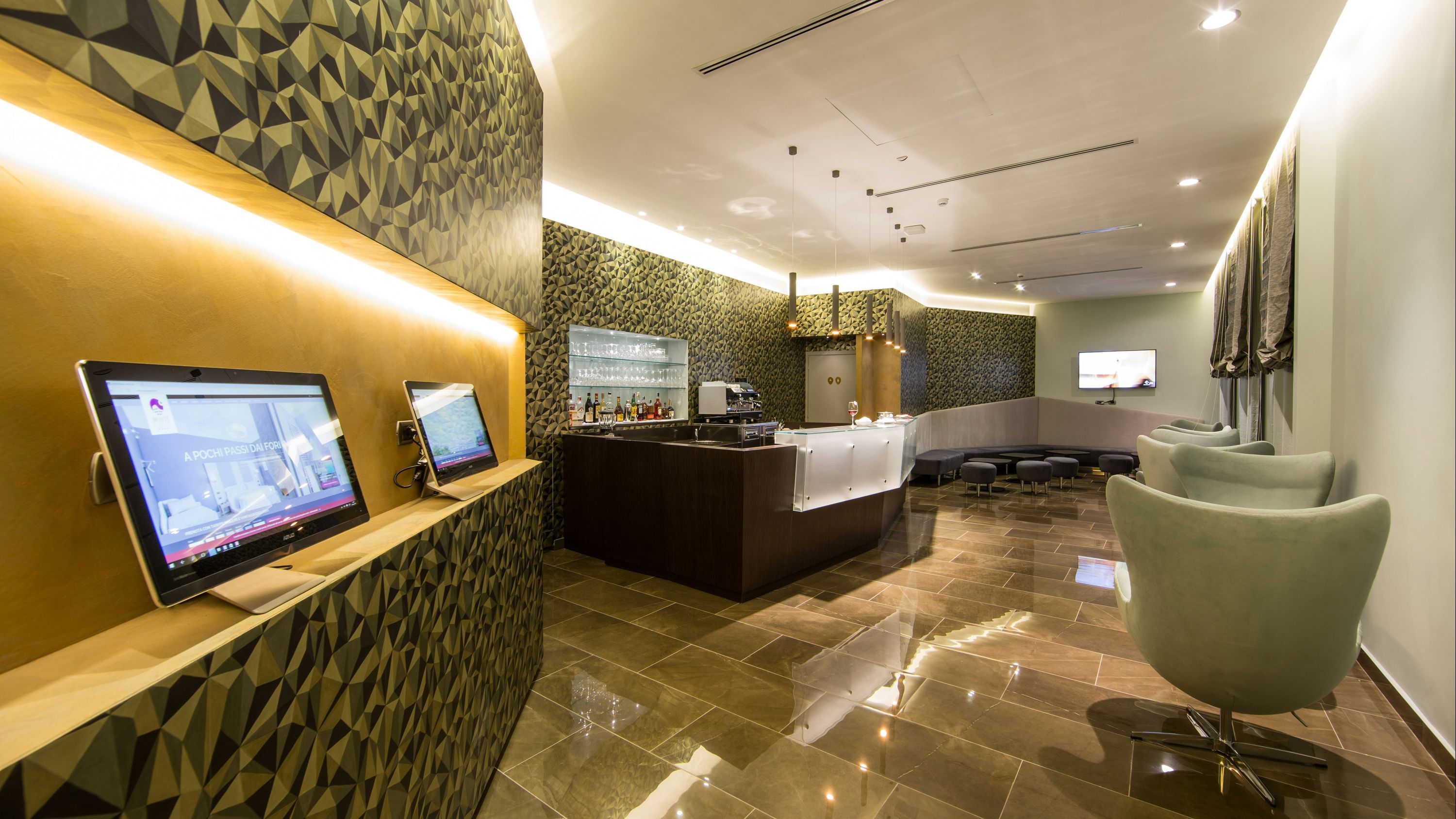 Hotel amenity