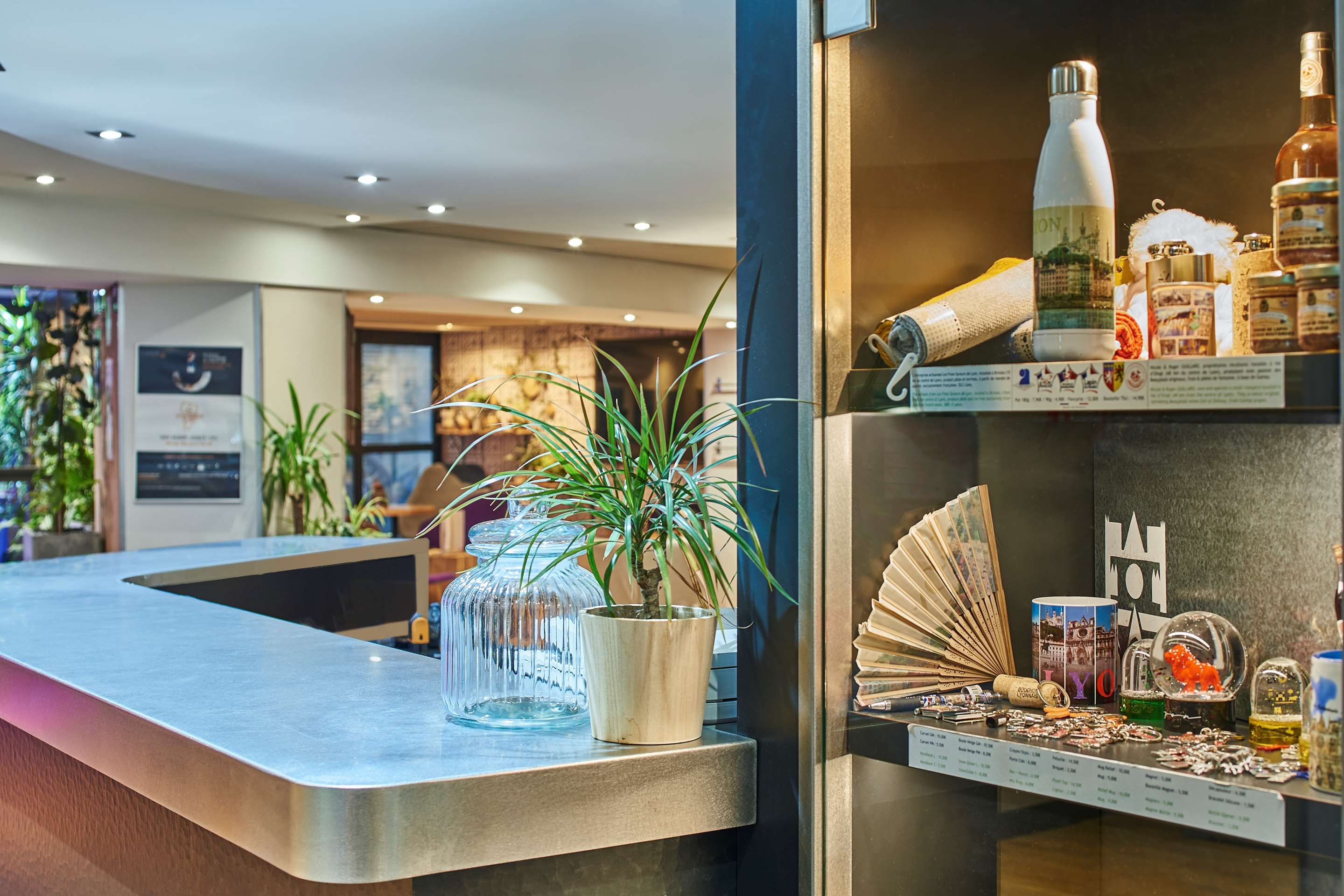 Hotel amenity