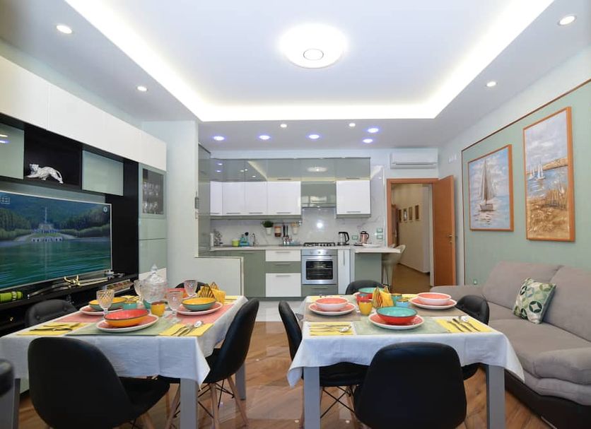 Dining room Photo