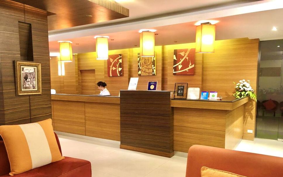 Front desk Photo