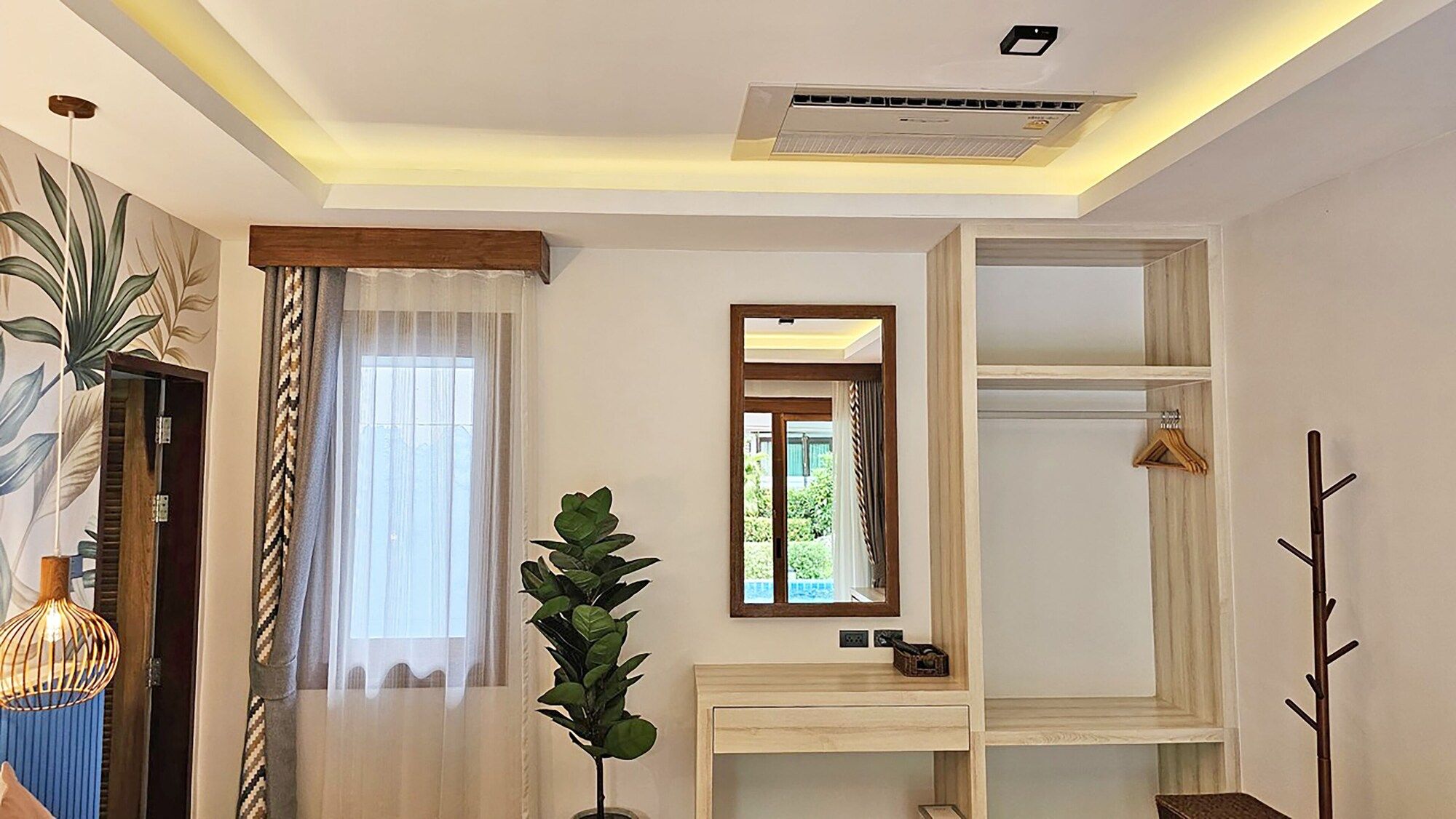 Room amenity
