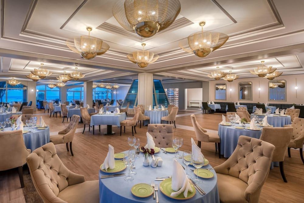 Banquet hall