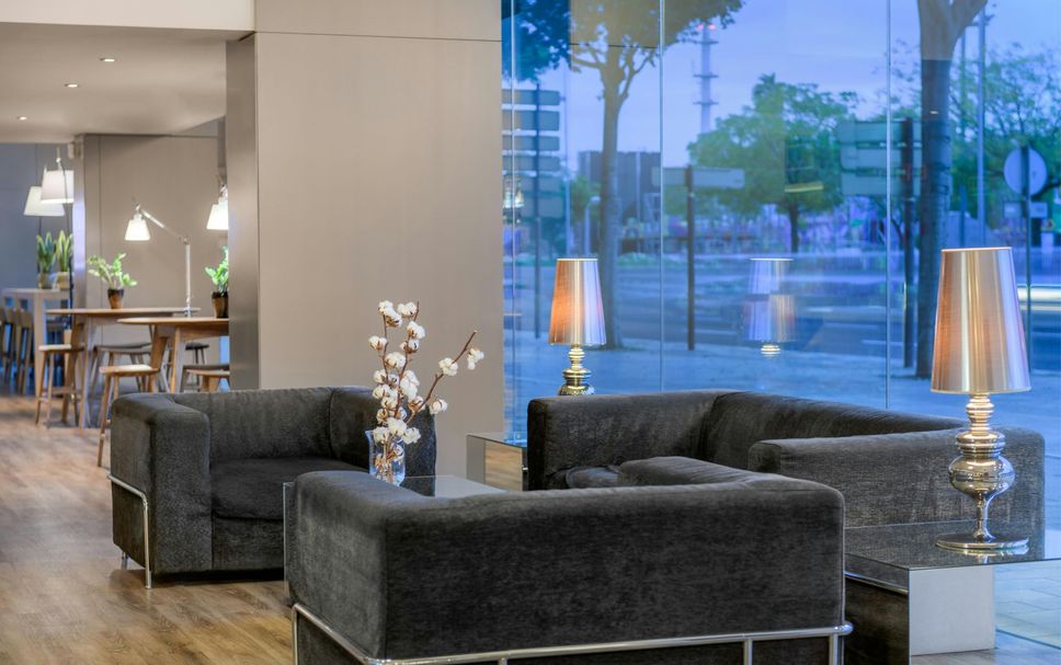 Lounge Photo