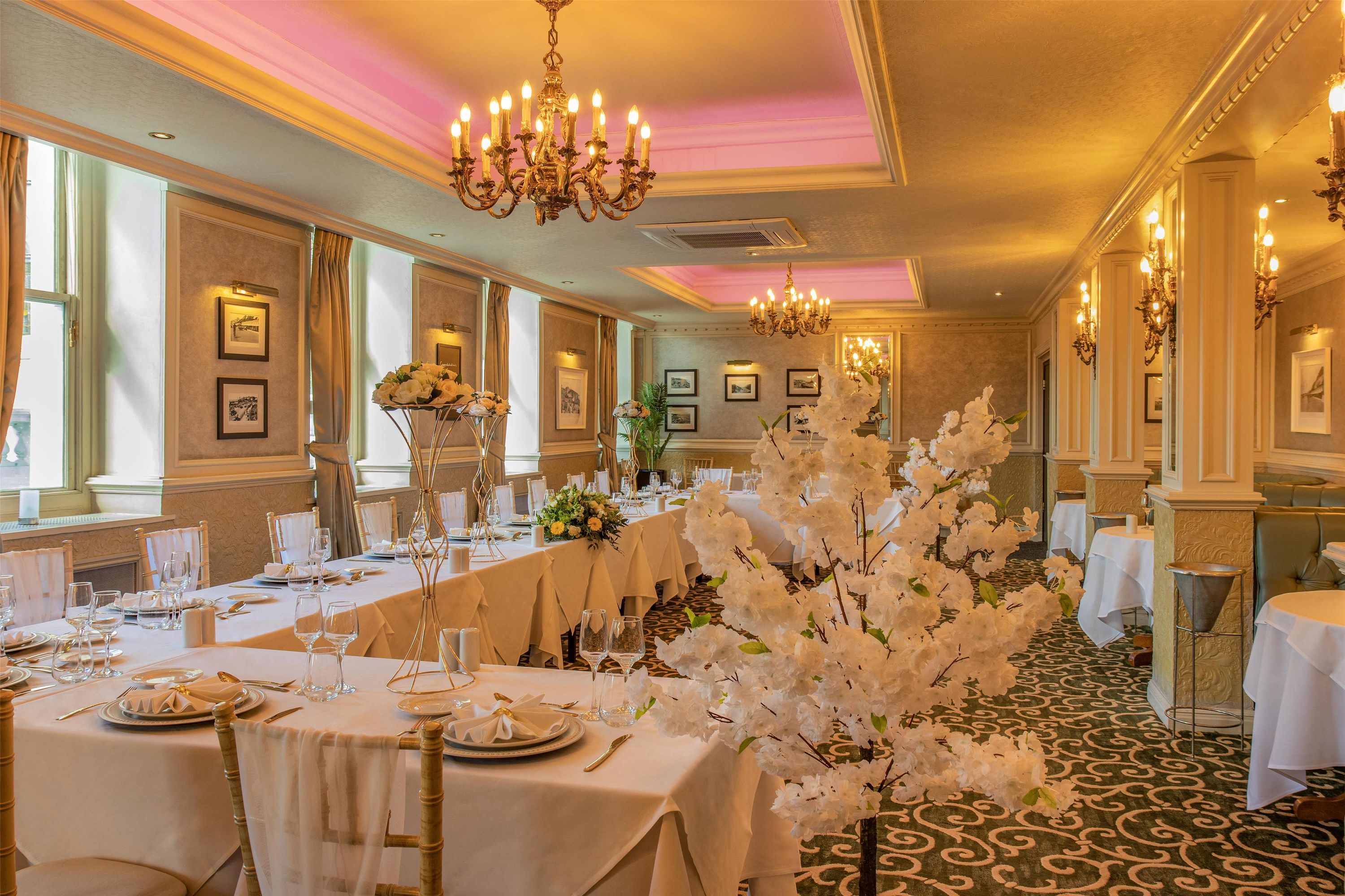 Banquet hall