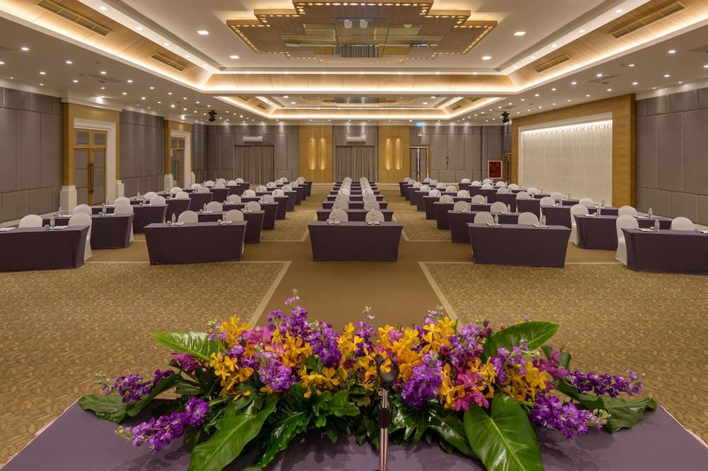 Banquet hall