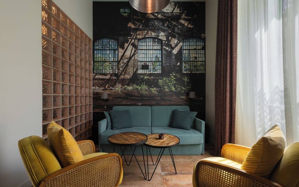 Lounge Photo
