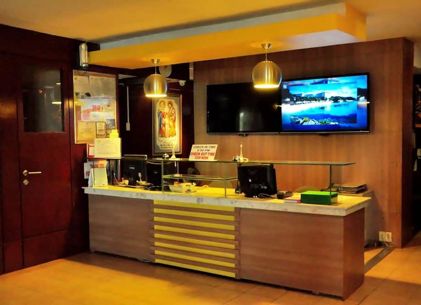 Front desk Photo