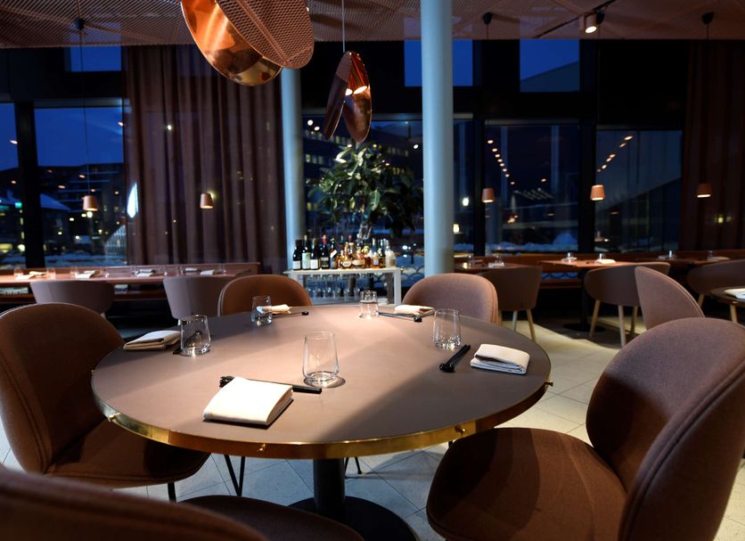 Restaurant Photo