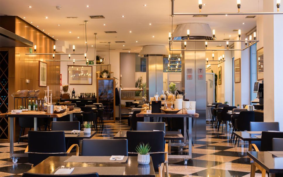 Restaurant Photo