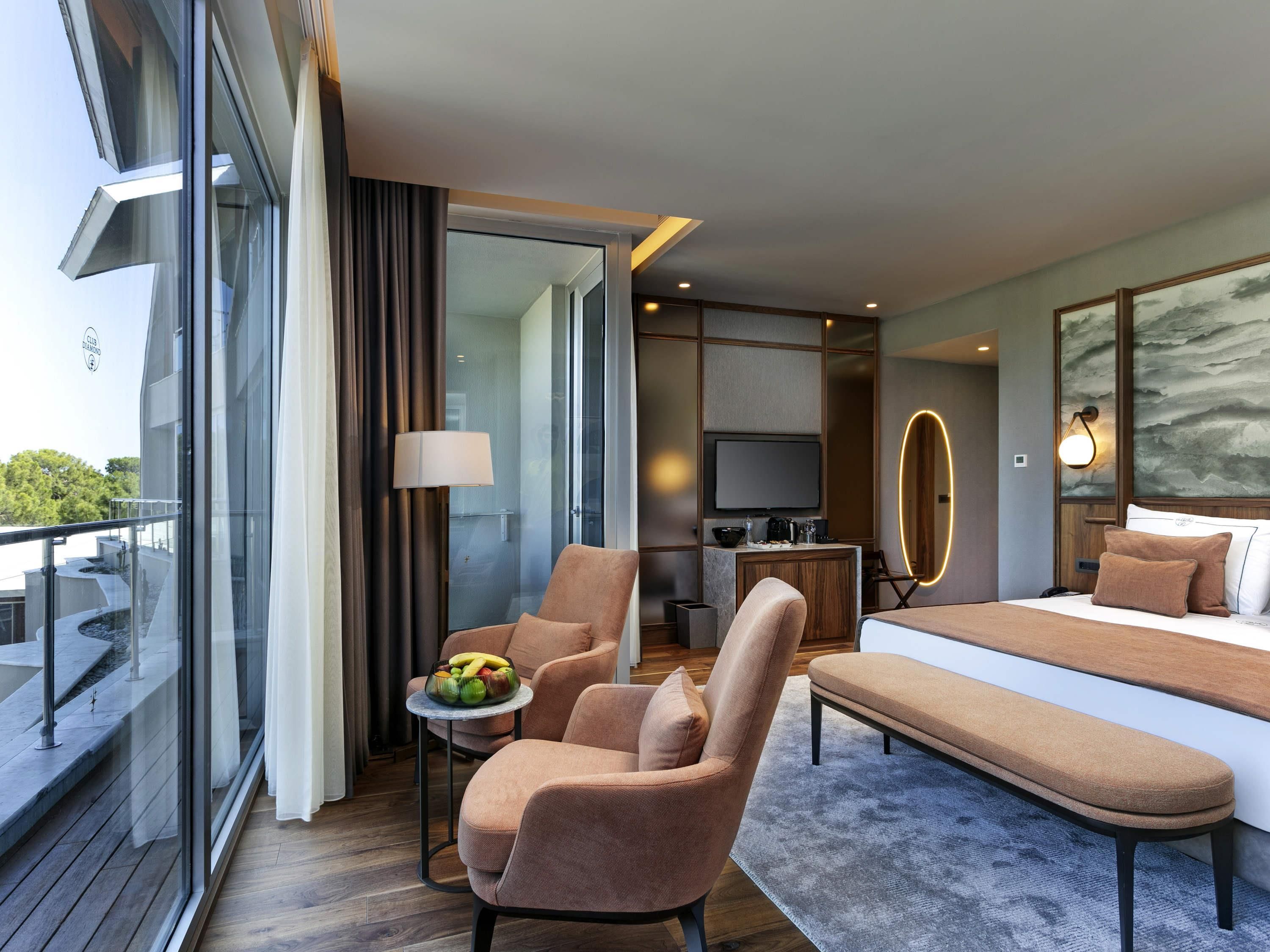 Room amenity