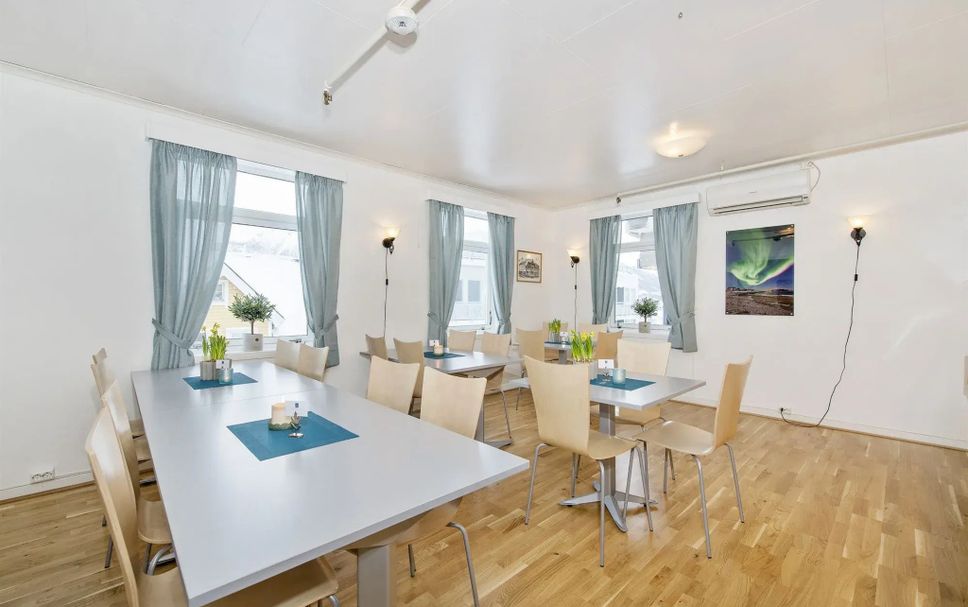 Dining room Photo