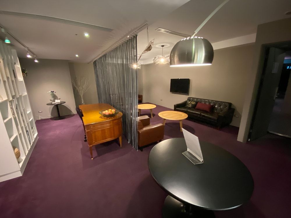 Hotel amenity