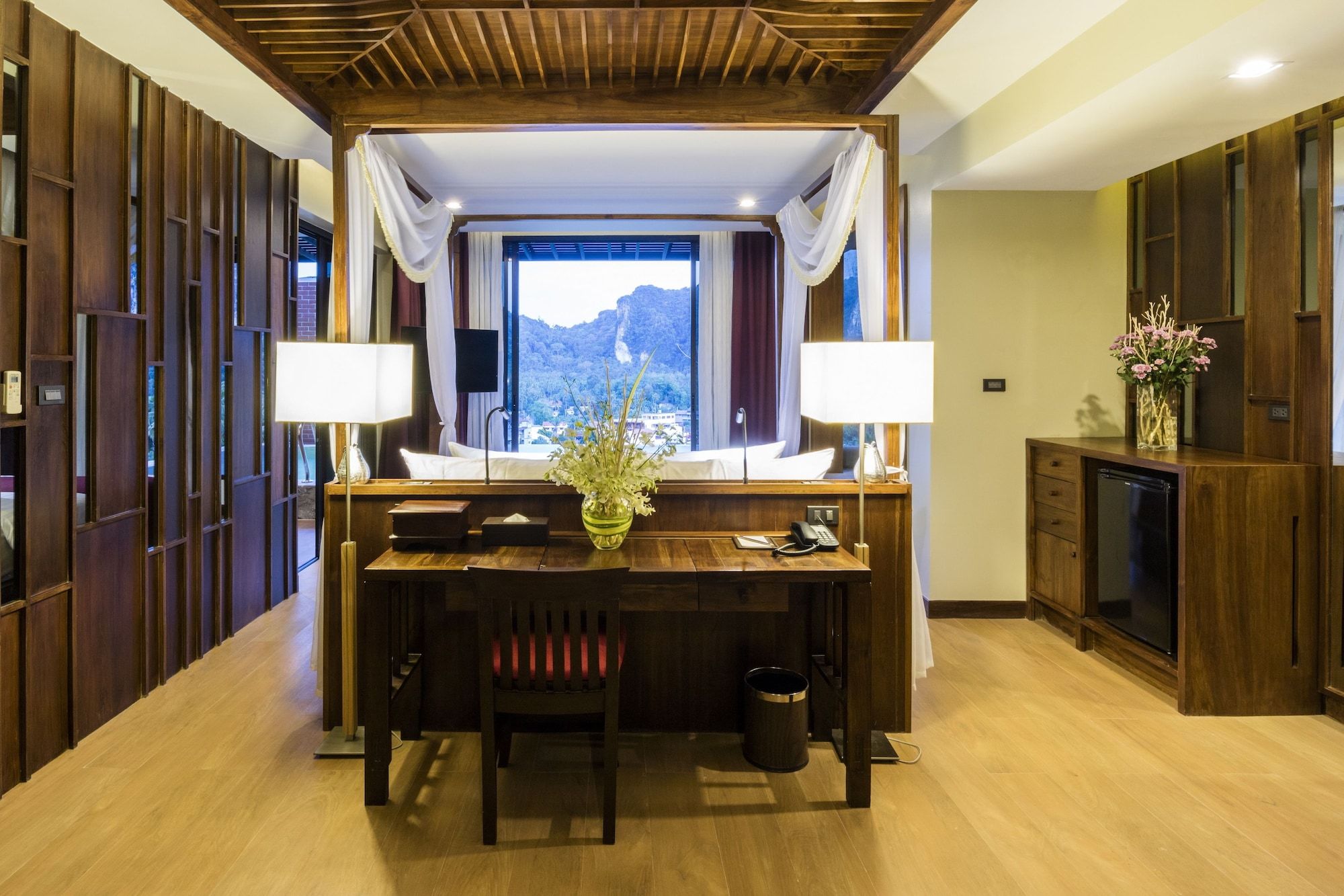 Room amenity