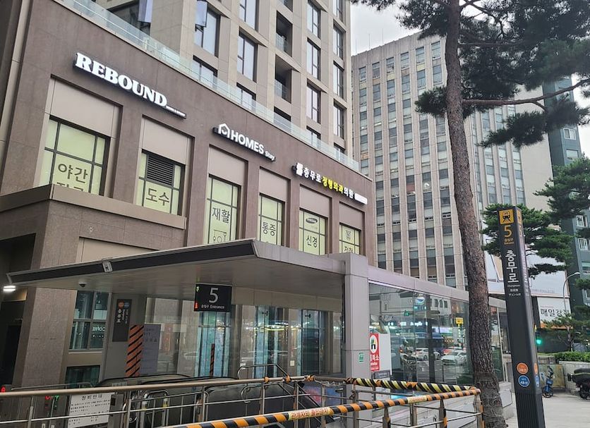 Building Photo