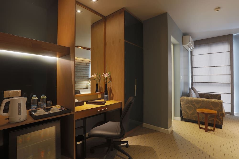 Room amenity