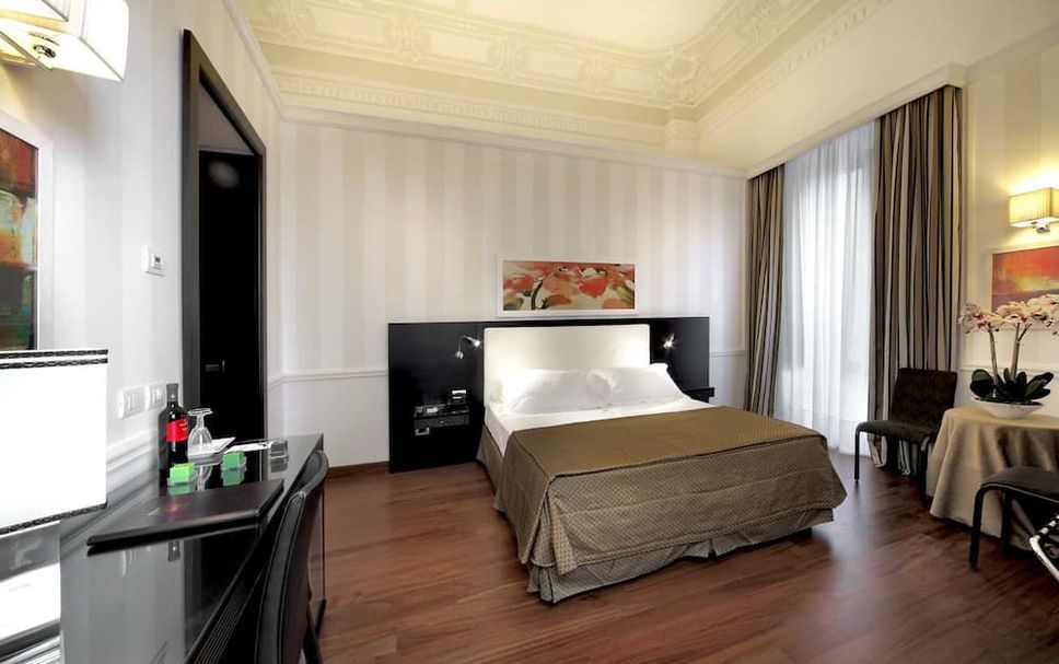 Bedroom Photo
