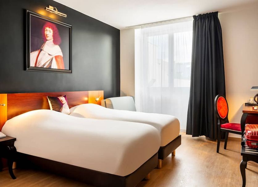 Bedroom Photo