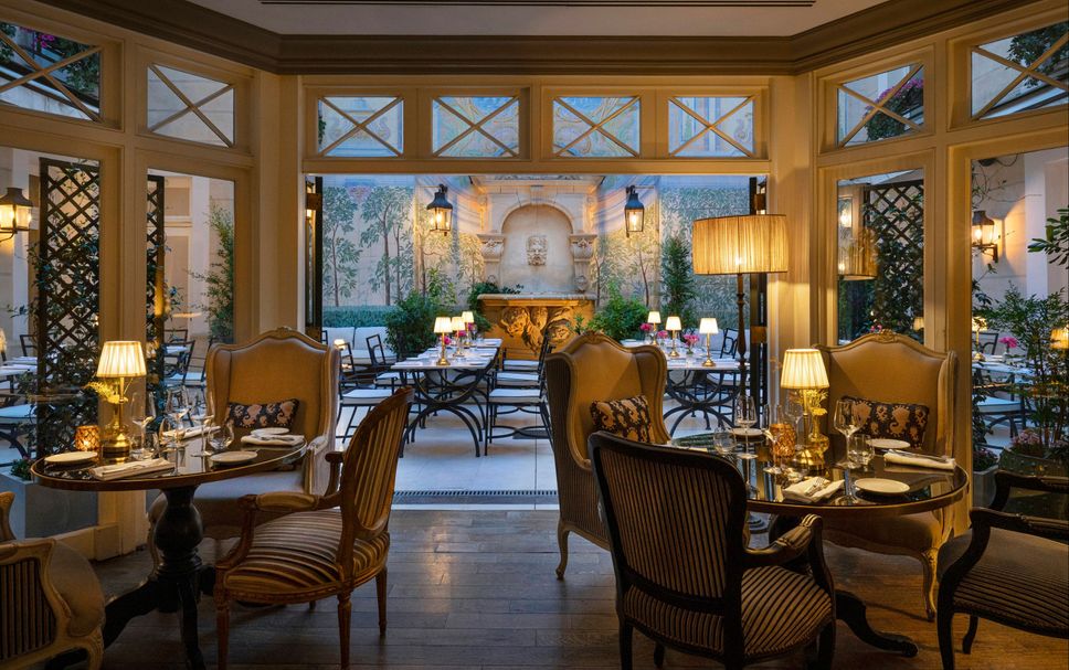 Restaurant Photo