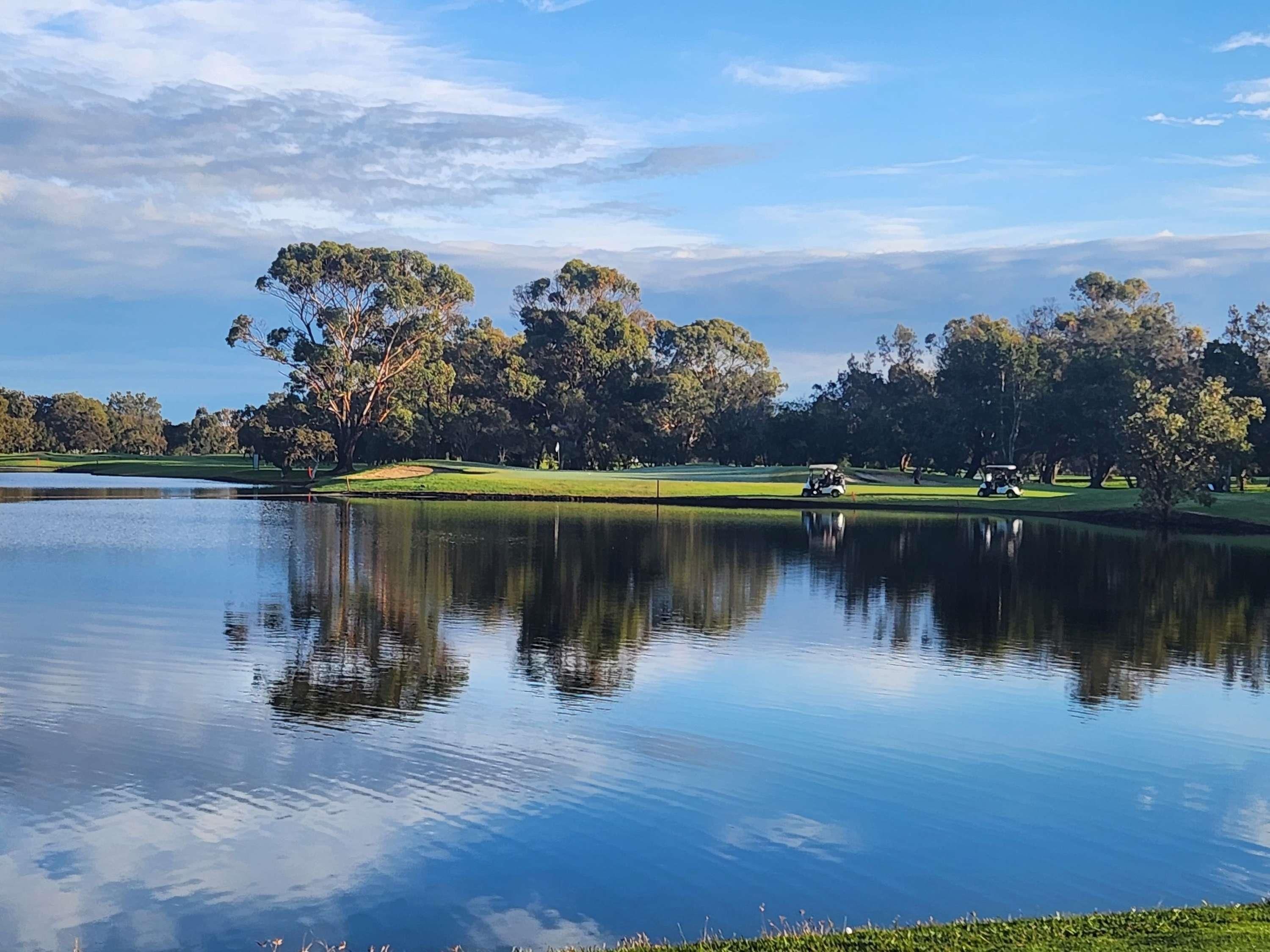 Golf course Photo