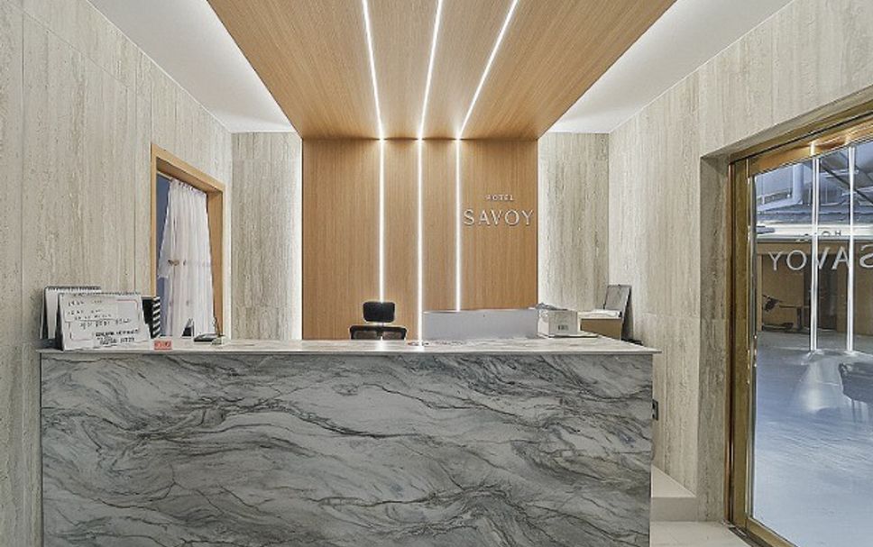 Front desk Photo