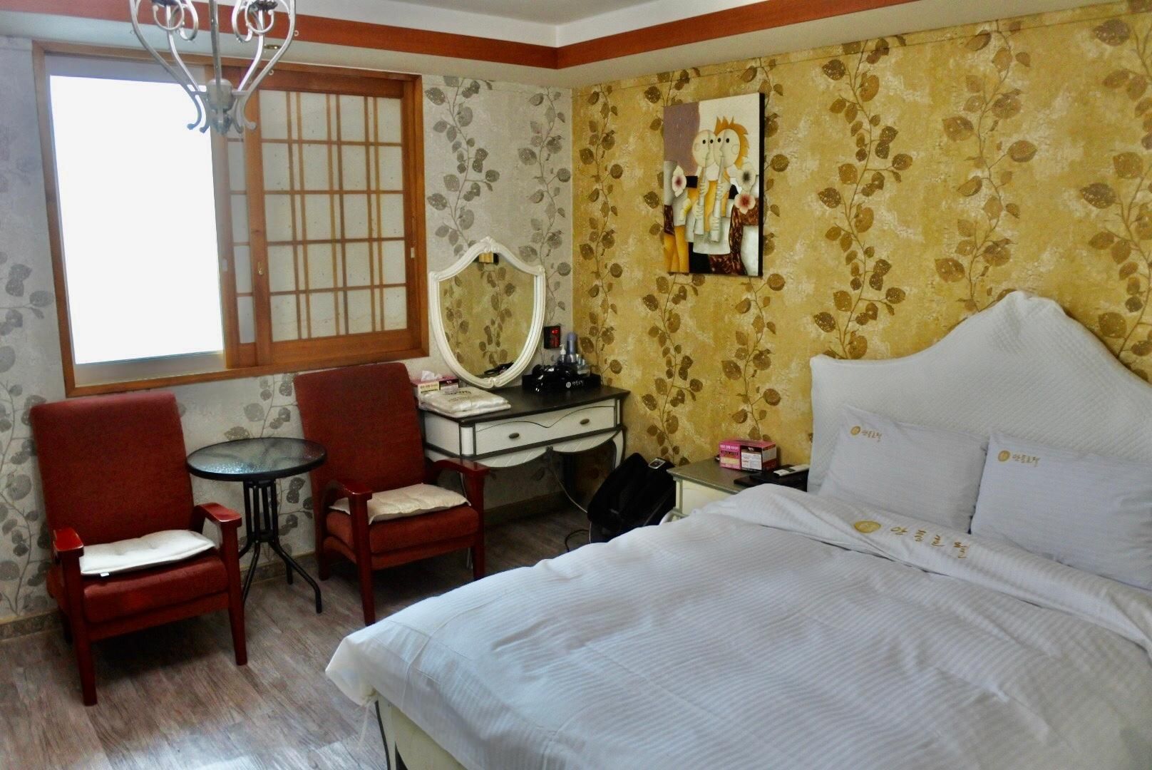 Bedroom