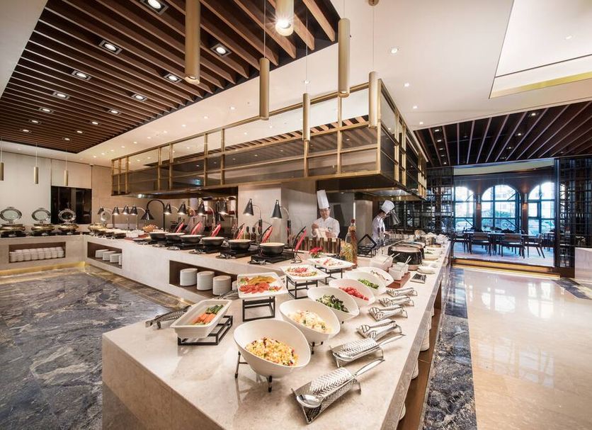 Buffet Photo