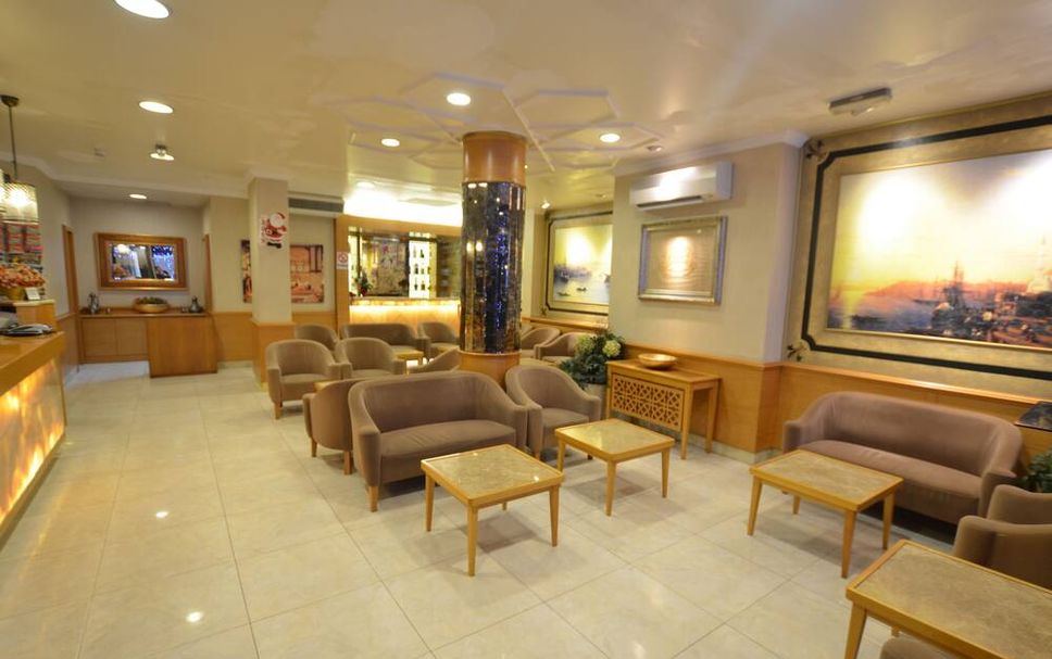 Lounge Photo
