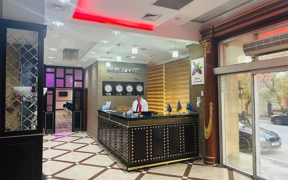Front desk Photo