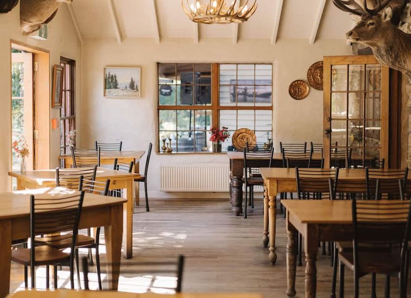 Restaurant Photo