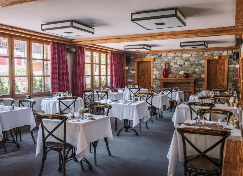 Restaurant Photo